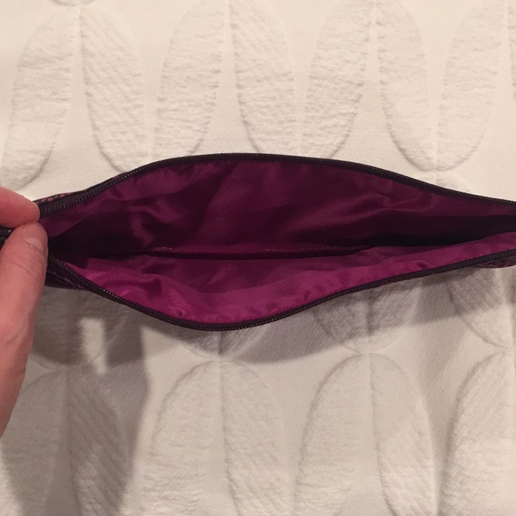 Beautiful Patterned Clutch - Picture 3 of 3